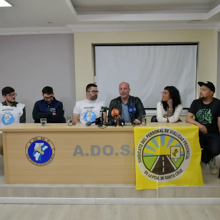 Sindicatos estatales convocaron a un Plenario para debatir temas salariales, previsionales y la reforma laboral Sindicatos estatales convocaron a un Plenario para debatir temas salariales, previsionales y la reforma laboral