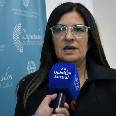 Claudia Barrientos: “Hay una decisión del gobierno nacional de ajustar” Claudia Barrientos: “Hay una decisión del gobierno nacional de ajustar”
