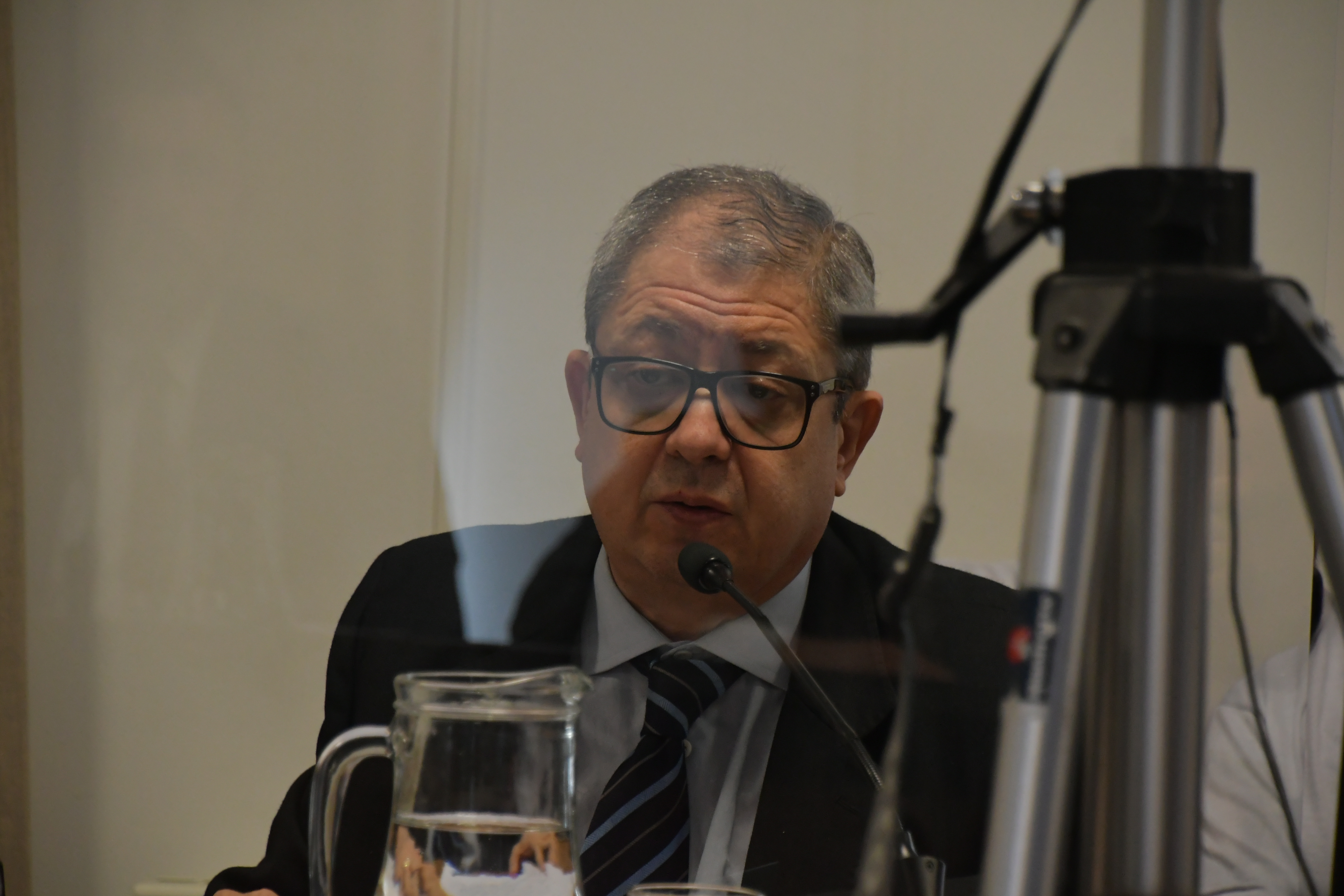  Ricardo Julián durante su fundamento. JUAN PALACIOS/LA OPINIÓN AUSTRAL