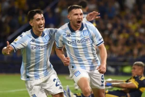 Racing venció a Boca y es finalista del Torneo Clausura Racing venció a Boca y es finalista del Torneo Clausura
