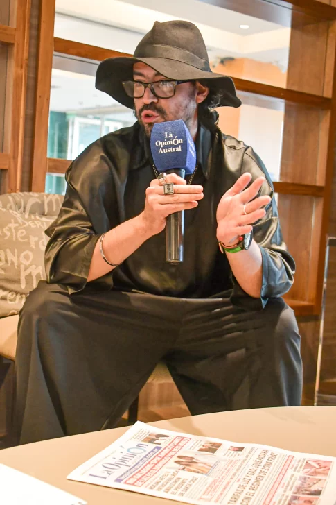  Durante una visita de menos de 72 horas a Río Gallegos, Panni Margot brindó una entrevista a La Opinión Austral. Foto: Juan Palacios/La Opinión Austral