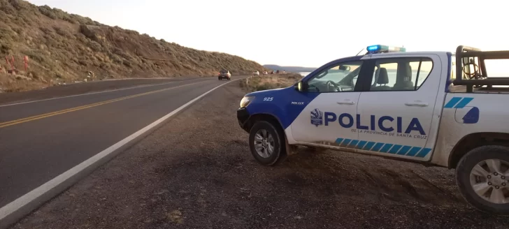 Dos jóvenes y un menor demorados por participar de carreras ilegales en una ruta cercana a Truncado