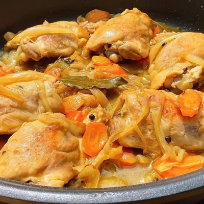 Receta de pollo en escabeche fácil y rápida para hacer en casa Receta de pollo en escabeche fácil y rápida para hacer en casa