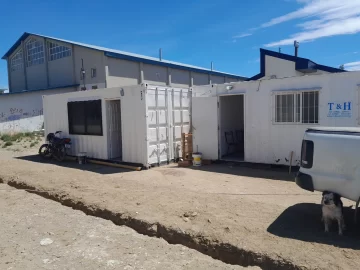 “Me apuntaron en la cabeza con una 38”: un sereno denunció un intento de robo en la obra de una escuela