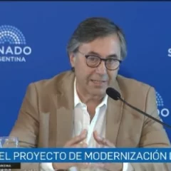 Paula Álvarez asumió formalmente como directora de PAMI en Santa Cruz