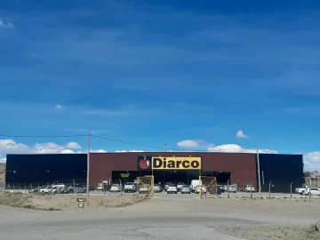 Cómo fue el violento robo en Diarco: amenazas, robo de dinero y enfrentamiento armado con la Policía Cómo fue el violento robo en Diarco: amenazas, robo de dinero y enfrentamiento armado con la Policía