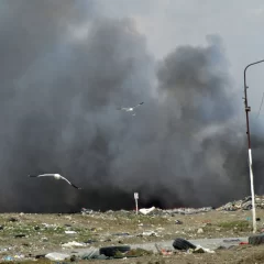 Impactante incendio en el vaciadero de Río Gallegos