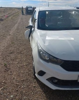  El estado en el que quedó el rodado tras el incidente. FOTO: LA OPINIÓN AUSTRAL