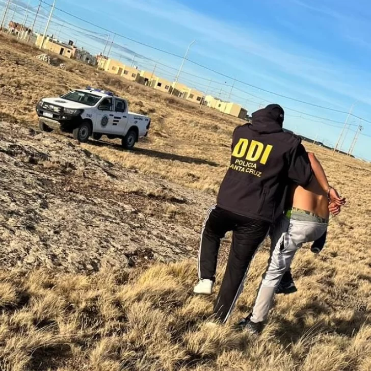 Detuvieron a un hombre por el incendio en el que murió una mujer en un hotel de Puerto Deseado Detuvieron a un hombre por el incendio en el que murió una mujer en un hotel de Puerto Deseado