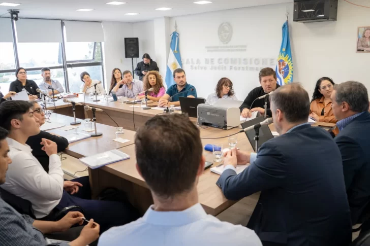 El Presupuesto provincial 2026 logró despacho favorable en la Cámara de Diputados