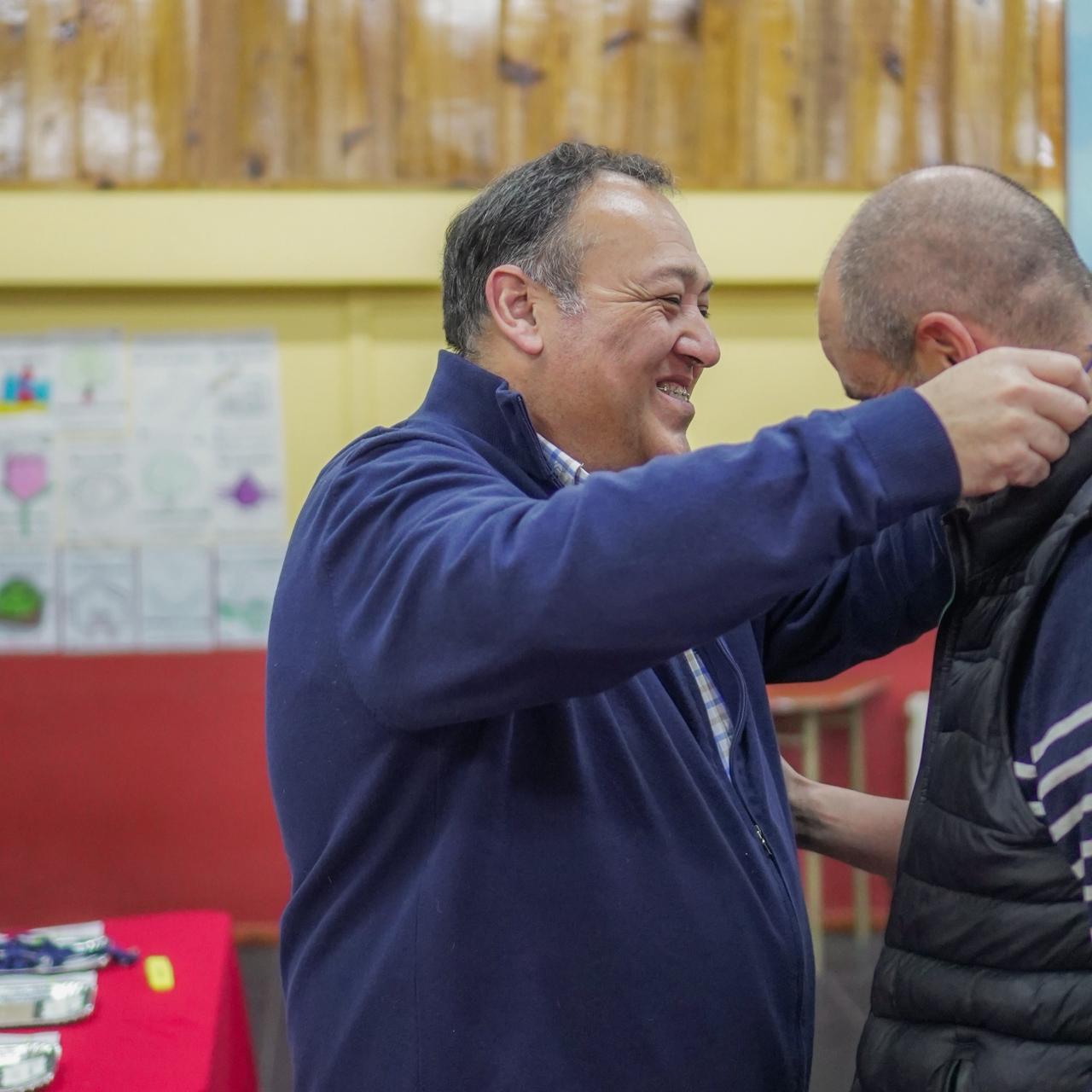  Héctor Acosta, director del Salesiano, egresado de la promoción 85, una de las autoridades que encabezó la emotiva ceremonia del sábado.