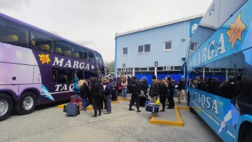 Demoraron a cuatro personas que eran buscadas por la Justicia cuando dejaban Río Gallegos Demoraron a cuatro personas que eran buscadas por la Justicia cuando dejaban Río Gallegos