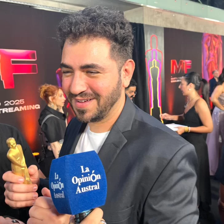 Lucas Fridman habló con La Opinión Austral en los Martín Fierro de Streaming: “Es realmente muy lindo” Lucas Fridman habló con La Opinión Austral en los Martín Fierro de Streaming: “Es realmente muy lindo”