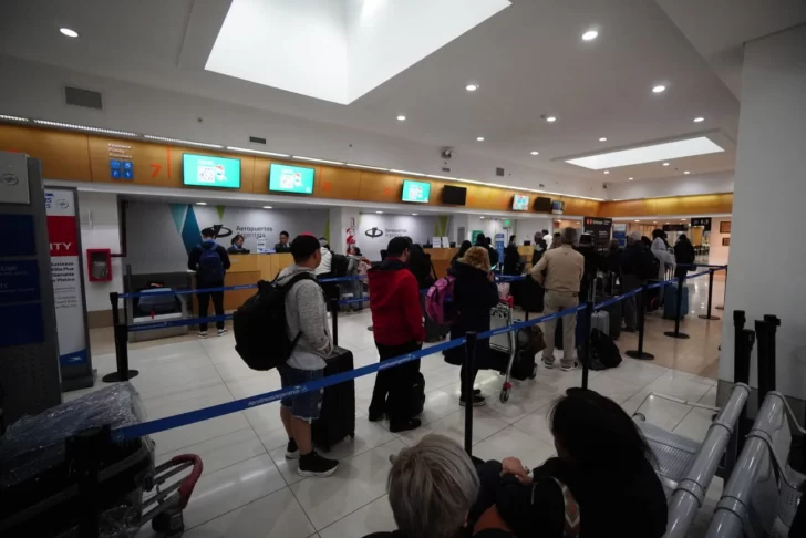 Reinaguración, fin de año y reencuentros: los primeros pasajeros en volver a viajar desde el aeropuerto de Río Gallegos