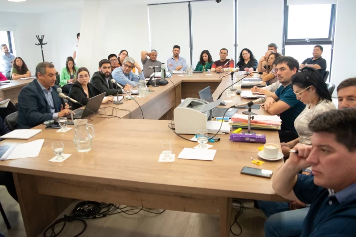  Como pasó un año atrás, las autoridades de Economía vuelven a ir a Diputados para explicar el Presupuesto Provincial.