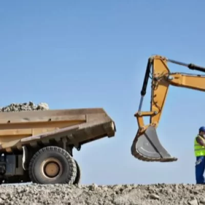 Caída del empleo privado: se perdieron 49.000 puestos de trabajo entre junio y septiembre Caída del empleo privado: se perdieron 49.000 puestos de trabajo entre junio y septiembre