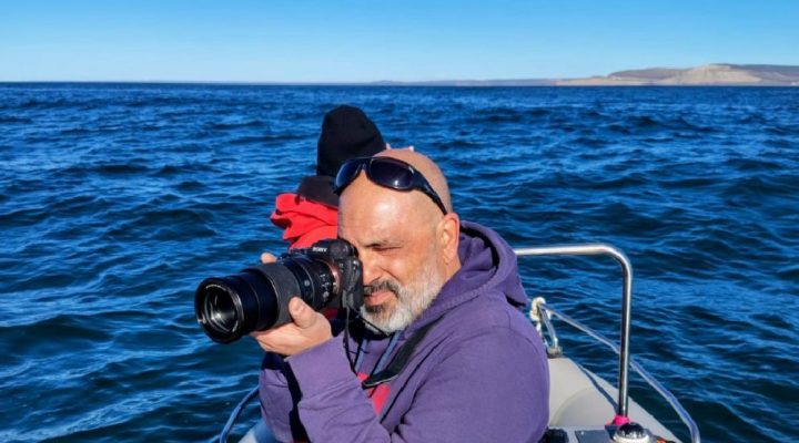  el biólogo Mariano Coscarella de la Universidad Nacional de la Patagonia San Juan Bosco.