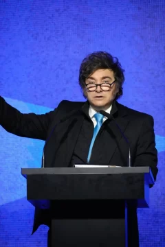 Javier Milei en la Fundación Faro: “El continente está despertando, rugiendo y gritando, viva la libertad carajo” Javier Milei en la Fundación Faro: “El continente está despertando, rugiendo y gritando, viva la libertad carajo”