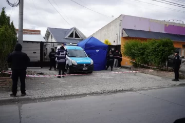 Murió un hombre, adulto mayor, en una vereda del barrio El Puerto de Río Gallegos Murió un hombre, adulto mayor, en una vereda del barrio El Puerto de Río Gallegos