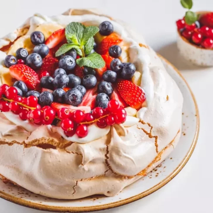 Receta de pavlova: la versión original del postre que es tendencia Receta de pavlova: la versión original del postre que es tendencia