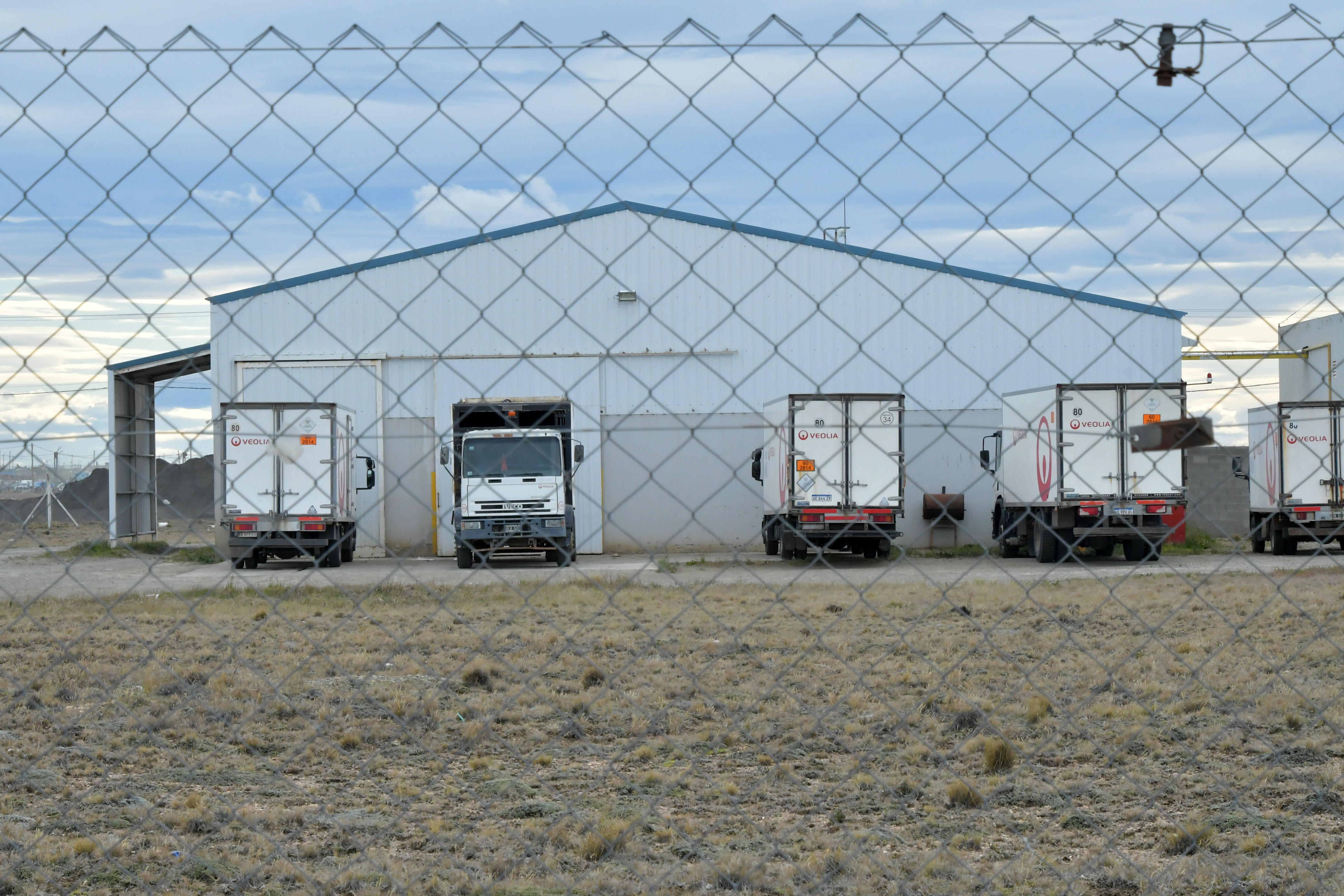  La empresa dijo que se le rompieron tres móviles al mismo tiempo y por eso no pudo cumplir el contrato. FOTO: JOSÉ SILVA / LA OPINIÓN AUSTRAL.