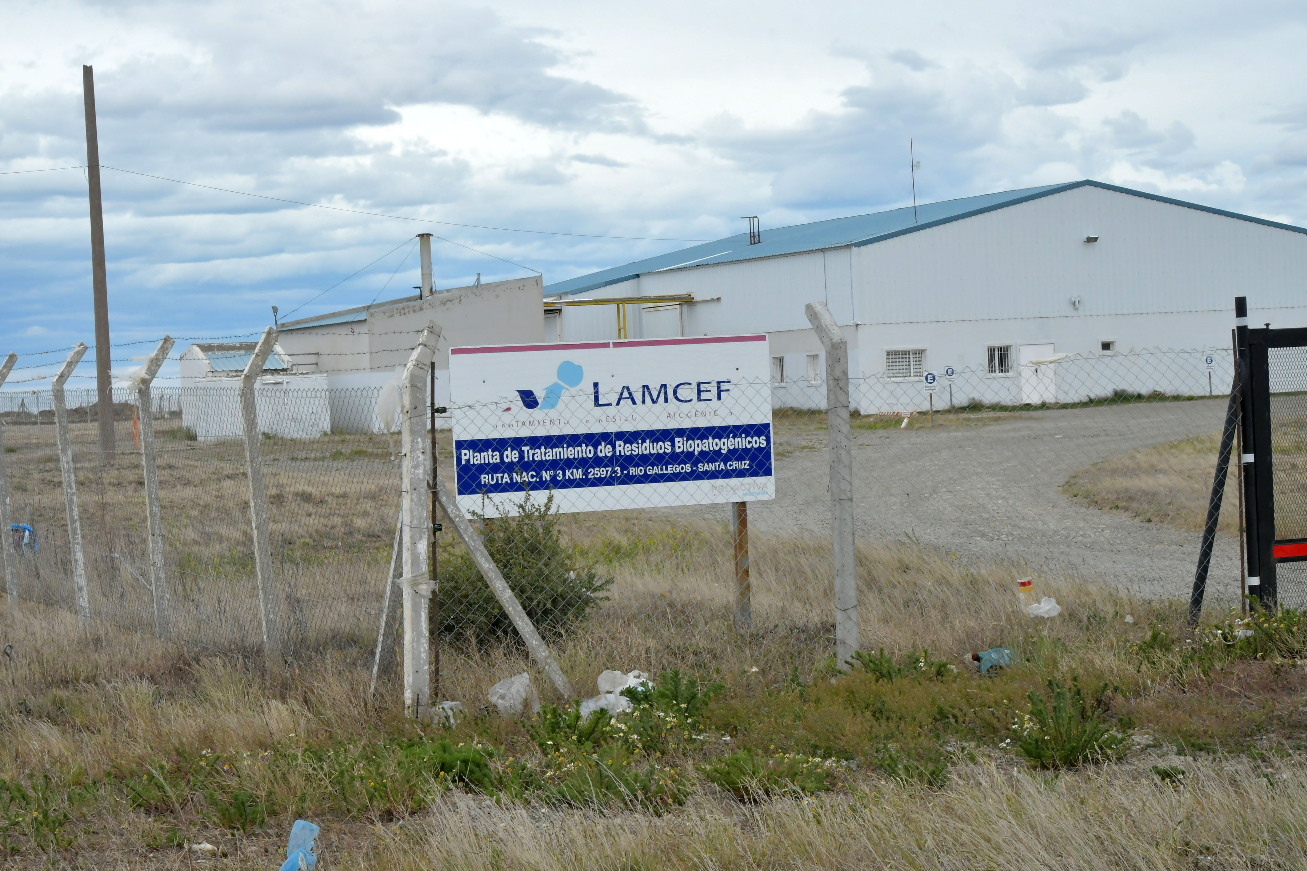  La planta de tratamientos de residuos biopatogénicos está ubicada al sur de Río Gallegos. FOTO: JOSÉ SILVA / LA OPINIÓN AUSTRAL.