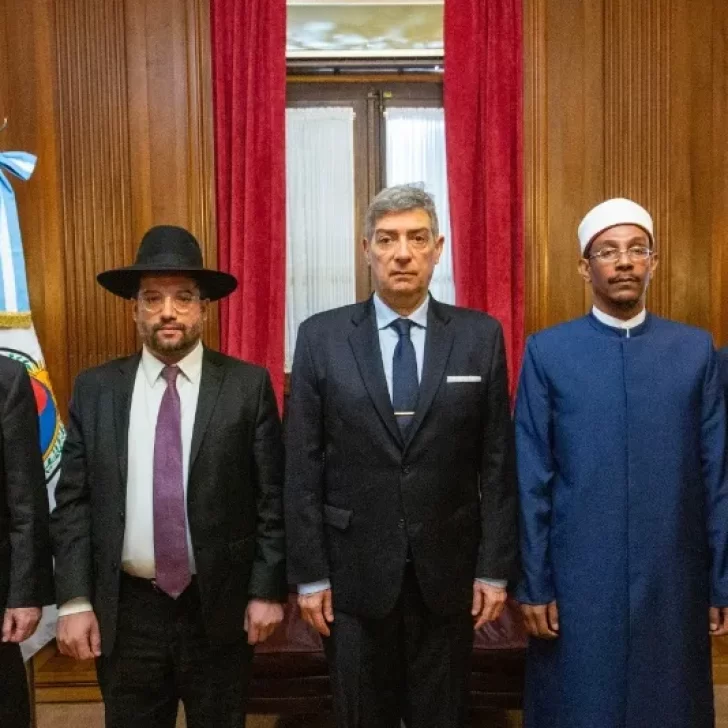 Rosatti junto a líderes religiosos judíos e islámicos por la implementación de autopsias virtuales Rosatti junto a líderes religiosos judíos e islámicos por la implementación de autopsias virtuales