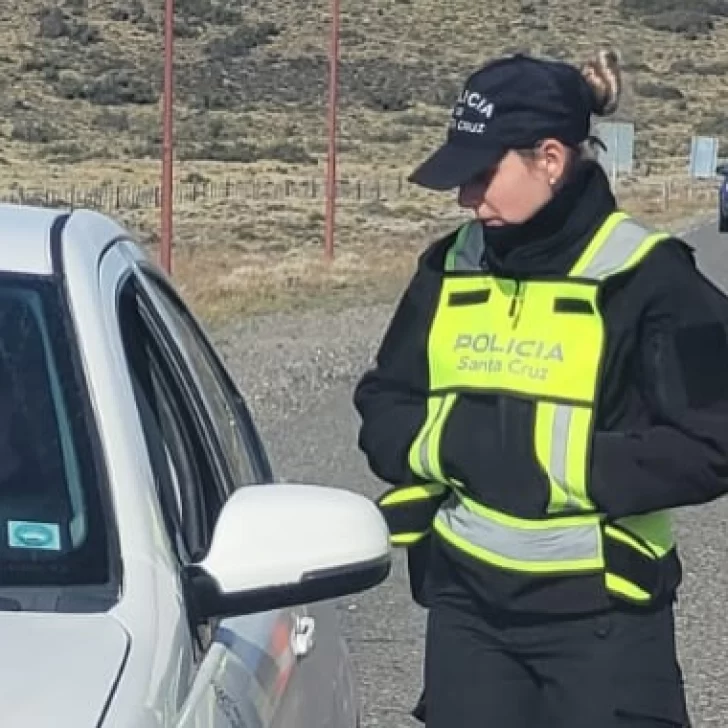Cinco personas eran buscadas por la Justicia y fueron demoradas en controles de Santa Cruz Cinco personas eran buscadas por la Justicia y fueron demoradas en controles de Santa Cruz