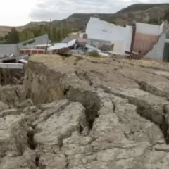 Derrumbe en Comodoro Rivadavia: 90 vecinos fueron evacuados