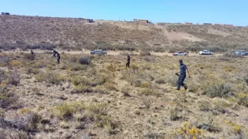 Una huella podría identificar a la víctima de los restos hallados en el barrio 13 de Diciembre de Caleta Olivia Una huella podría identificar a la víctima de los restos hallados en el barrio 13 de Diciembre de Caleta Olivia