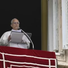 El papa León XIV pidió garantizar la soberanía y el bienestar de Venezuela tras la captura de Nicolás Maduro
