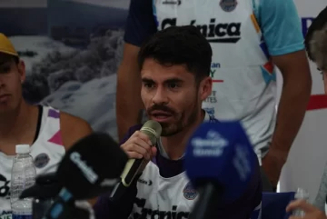 Matías Silva en previa de la Corrida del Diario Crónica: “Tengo una buena base y fuerza para ganar esta carrera” Matías Silva en previa de la Corrida del Diario Crónica: “Tengo una buena base y fuerza para ganar esta carrera”