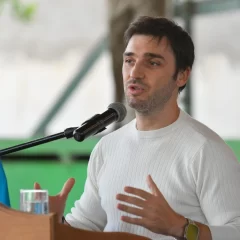 Incendios en Chubut y derrumbe del Cerro Hermitte: el Gobierno provincial activó medidas de alivio fiscal y gestionó beneficios ante Nación para damnificados