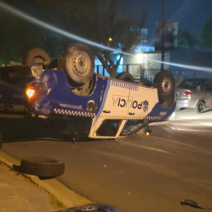 Cinco policías resultaron lesionados tras un choque entre dos patrulleros: perseguían una moto que se dio a la fuga Cinco policías resultaron lesionados tras un choque entre dos patrulleros: perseguían una moto que se dio a la fuga