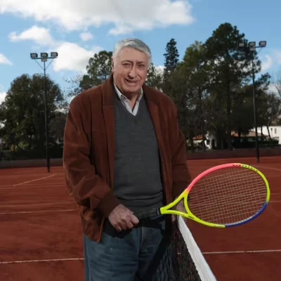 Murió Guillermo Salatino, uno de los periodistas que más sabía de tenis