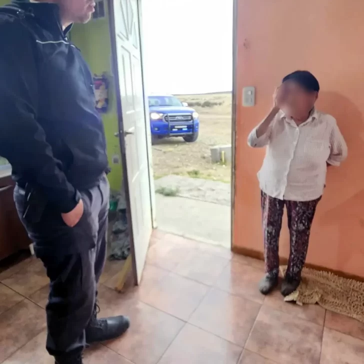 Efectivos de Unidad Operativa de La Esperanza atendieron a una vecina que estaba herida Efectivos de Unidad Operativa de La Esperanza atendieron a una vecina que estaba herida