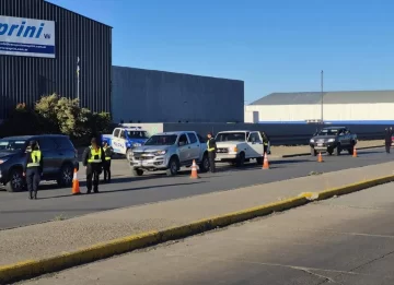 Operativos simultáneos de tránsito y prevención del delito en distintos puntos de Río Gallegos Operativos simultáneos de tránsito y prevención del delito en distintos puntos de Río Gallegos