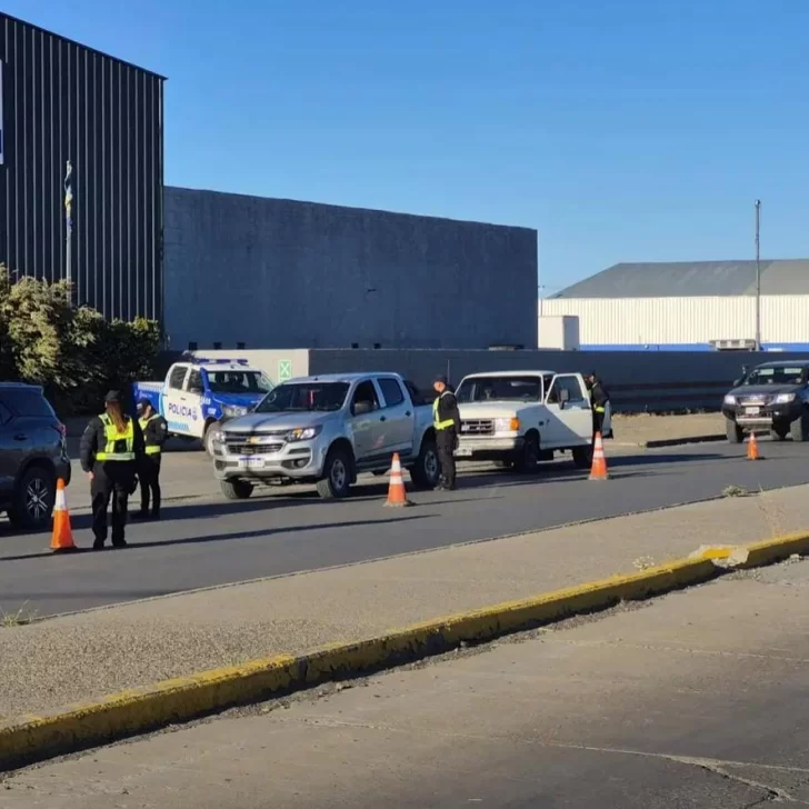 Operativos simultáneos de tránsito y prevención del delito en distintos puntos de Río Gallegos Operativos simultáneos de tránsito y prevención del delito en distintos puntos de Río Gallegos