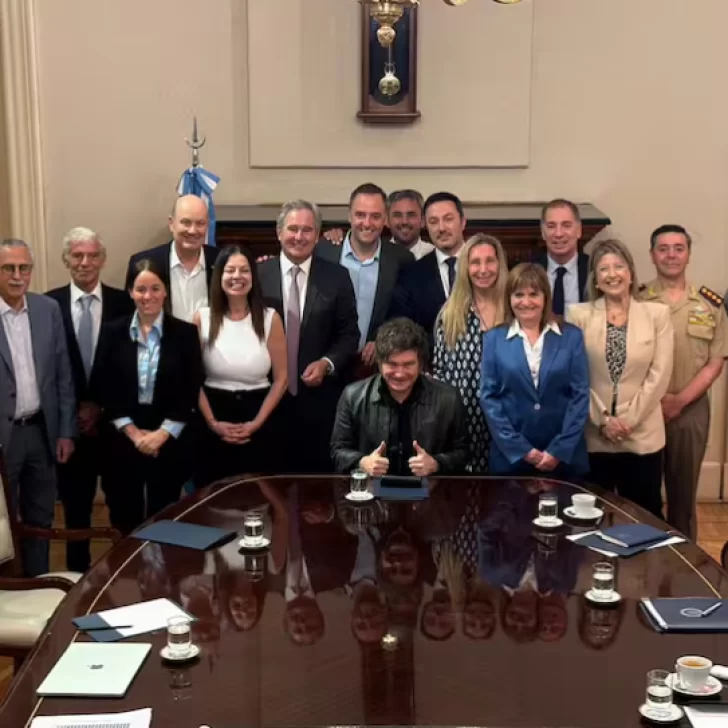 Sin detallar montos, el Gobierno oficializó el aumento de sueldos para los funcionarios Sin detallar montos, el Gobierno oficializó el aumento de sueldos para los funcionarios