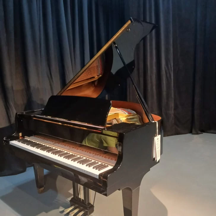 El Teatro Gran Cabral incorporará un piano de cola y potencia la escena cultural local El Teatro Gran Cabral incorporará un piano de cola y potencia la escena cultural local