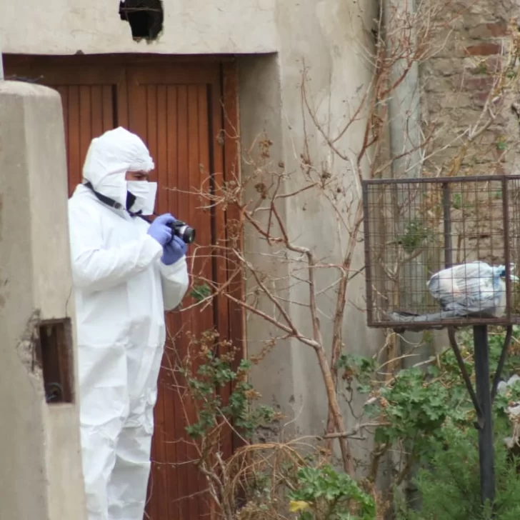 Será llevado a Buenos Aires el hueso encontrado durante la búsqueda de Mario “Pato” García en Caleta Olivia Será llevado a Buenos Aires el hueso encontrado durante la búsqueda de Mario “Pato” García en Caleta Olivia