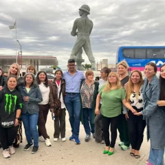 Jairo Guzmán recorrió Caleta Olivia y dialogó con vecinos y medios locales