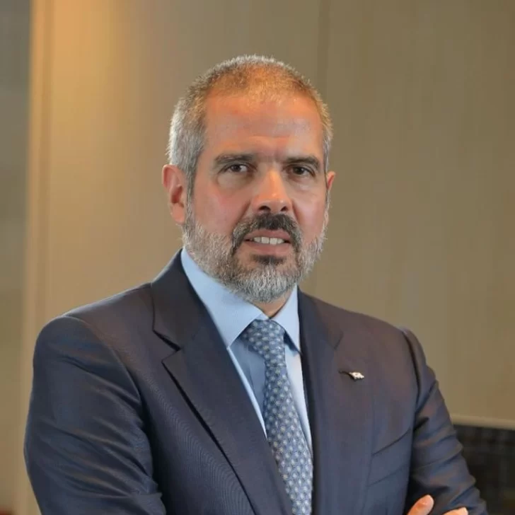 Adquirió Manantiales Behr de YPF en Chubut: para Luis Pérez Companc, “Pecom se consolida como uno de los grandes productores de petróleo del país” Adquirió Manantiales Behr de YPF en Chubut: para Luis Pérez Companc, “Pecom se consolida como uno de los grandes productores de petróleo del país”