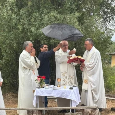 Obispos patagónicos celebraron misa en en El Hoyo: monseñor Álvarez rogó a la virgen de la Candelaria que apague el fuego