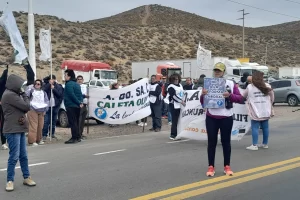 “Más unidos que nunca”: gremios marcharon en Caleta Olivia contra la reforma laboral “Más unidos que nunca”: gremios marcharon en Caleta Olivia contra la reforma laboral