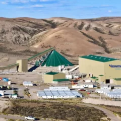 ¿Qué pasa entre Newmont – Cerro Negro y el gobierno de Santa Cruz?