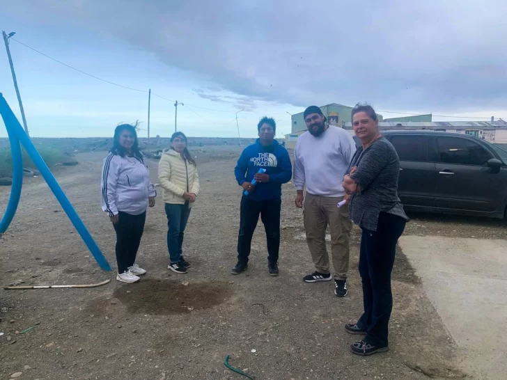 REUNION-JUNTAS-VECINALES-INVASION-DE-MOSCAS-728x546