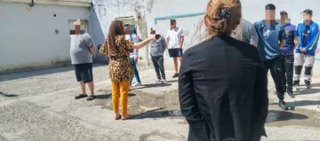 “La escritura permite reconocer y expresar los sentimientos”: brindan taller para personas privadas de la libertad en Santa Cruz “La escritura permite reconocer y expresar los sentimientos”: brindan taller para personas privadas de la libertad en Santa Cruz