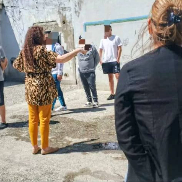 “La escritura permite reconocer y expresar los sentimientos”: brindan taller para personas privadas de la libertad en Santa Cruz “La escritura permite reconocer y expresar los sentimientos”: brindan taller para personas privadas de la libertad en Santa Cruz