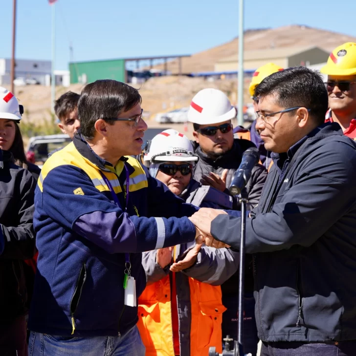 Newmont invertirá USD 800 millones en Santa Cruz para ampliar la vida útil de la mina Cerro Negro y sostener el empleo hasta 2035 Newmont invertirá USD 800 millones en Santa Cruz para ampliar la vida útil de la mina Cerro Negro y sostener el empleo hasta 2035